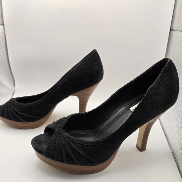 Steve Madden Black Suede Peep Toe Heels 8M Black Upper Brown Balance - Picture 2 of 13